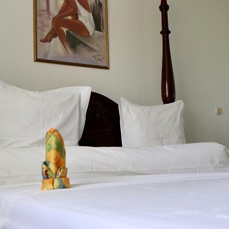 Bed & Breakfast 6 Suites Piscine Et Plage Pointe Faula Le Vauclin Exterior foto