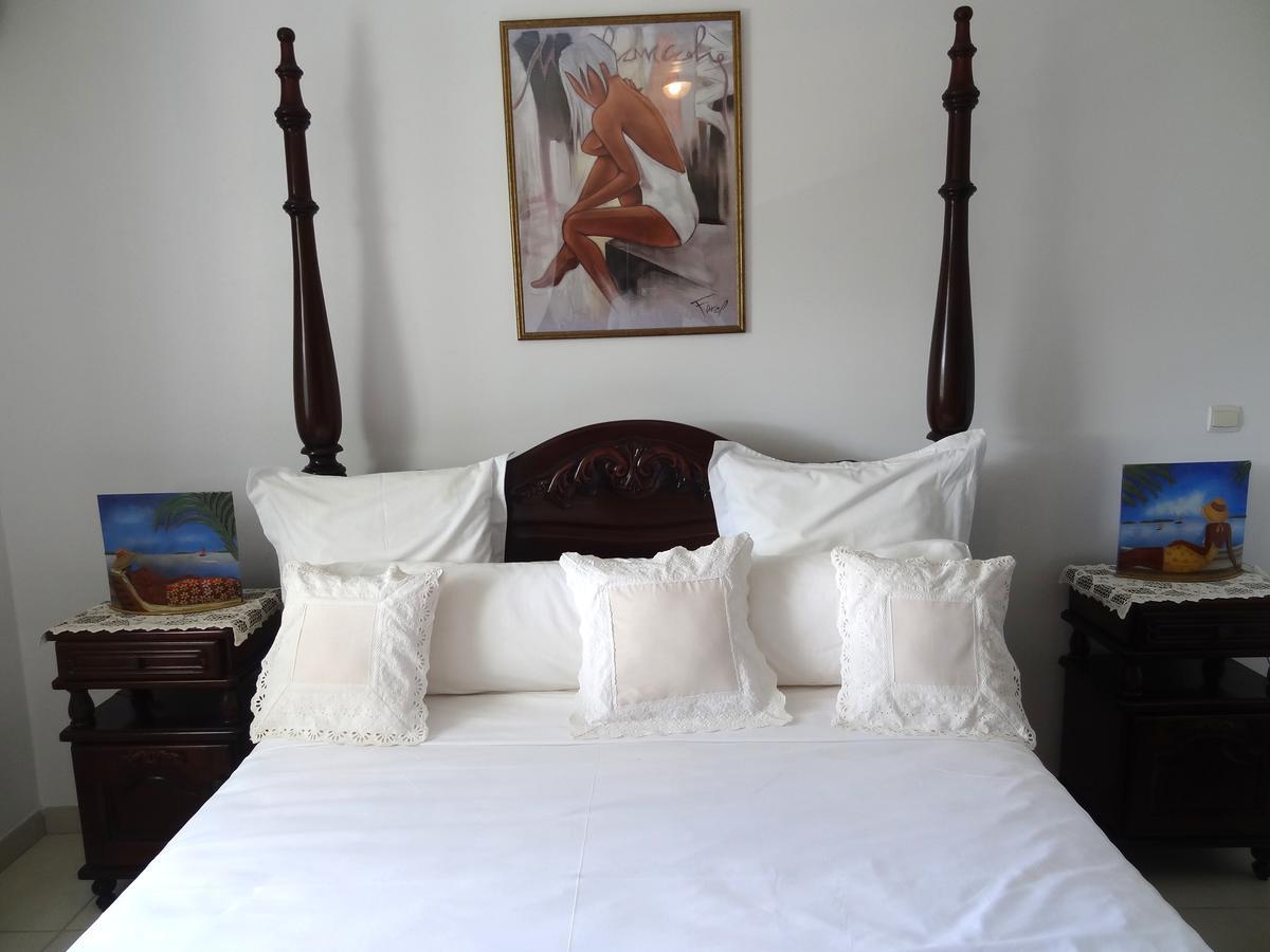 Bed & Breakfast 6 Suites Piscine Et Plage Pointe Faula Le Vauclin Exterior foto