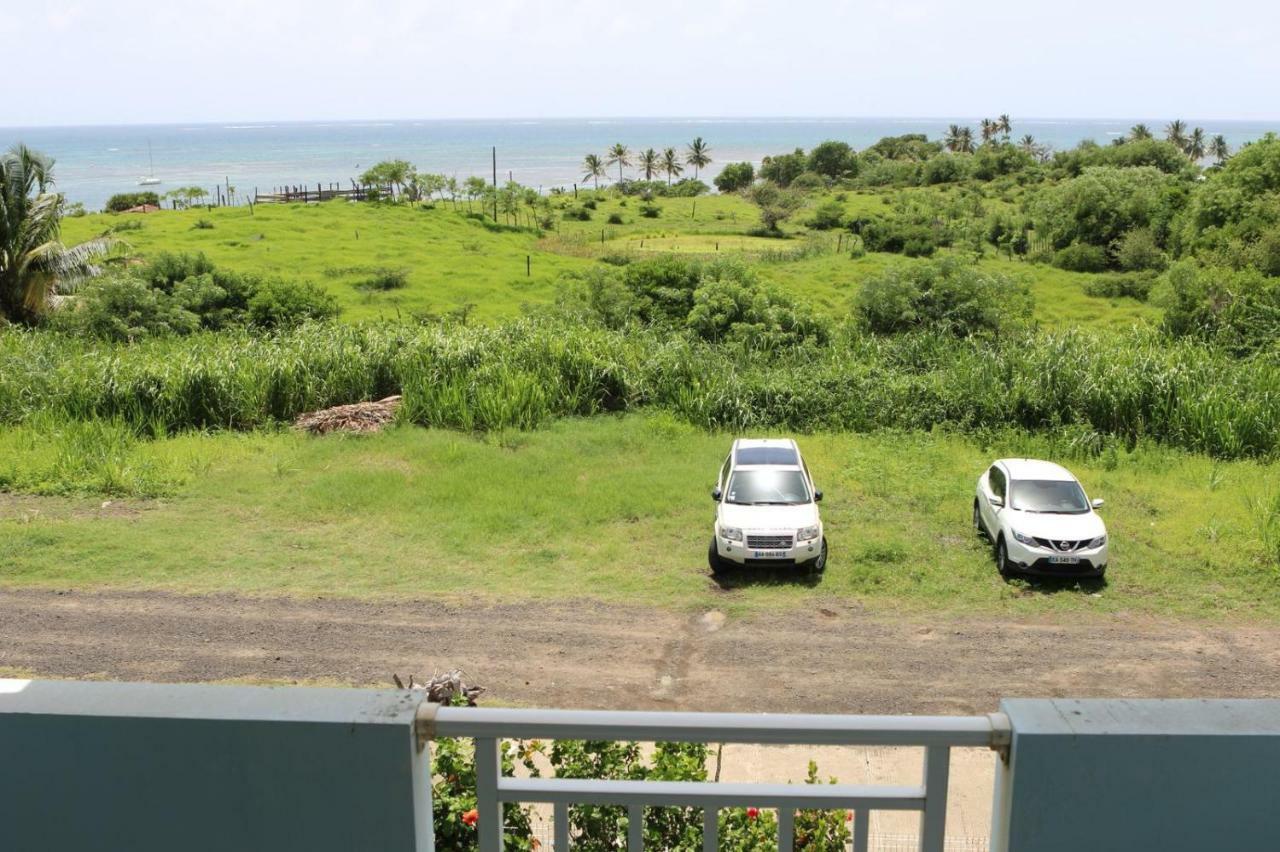 Bed & Breakfast 6 Suites Piscine Et Plage Pointe Faula Le Vauclin Exterior foto