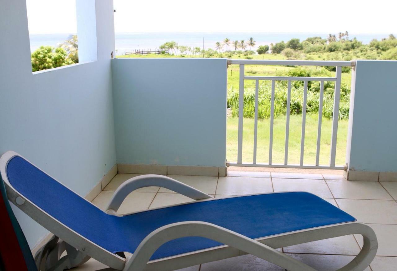 Bed & Breakfast 6 Suites Piscine Et Plage Pointe Faula Le Vauclin Exterior foto